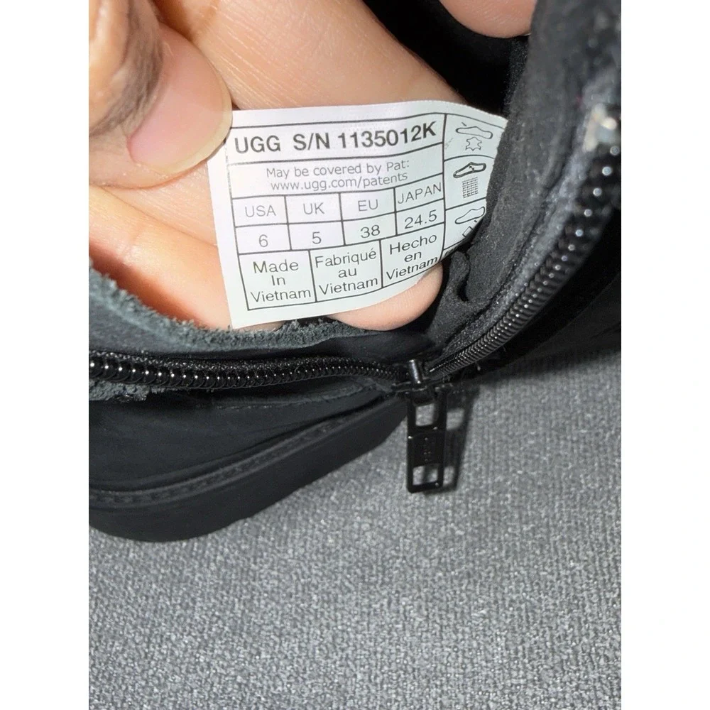 UGG Saoirse Black Leather Waterproof Moto Boots Buckle Details Women's‎ Size 6